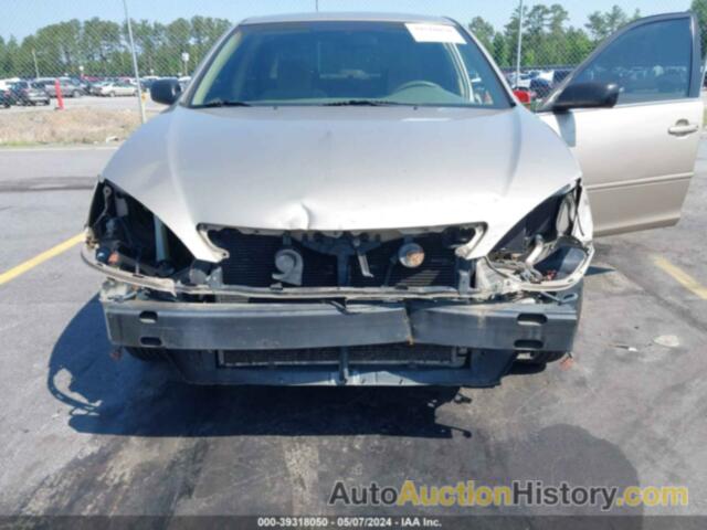 TOYOTA CAMRY LE, 4T1BE32K64U806316