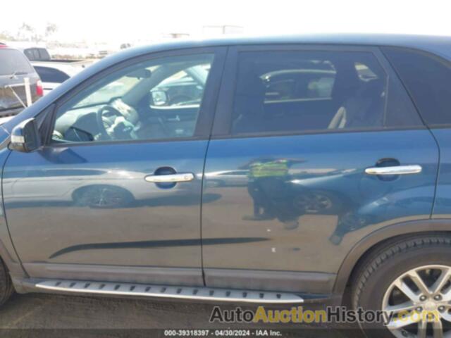 KIA SORENTO LX, 5XYKT4A64EG427533