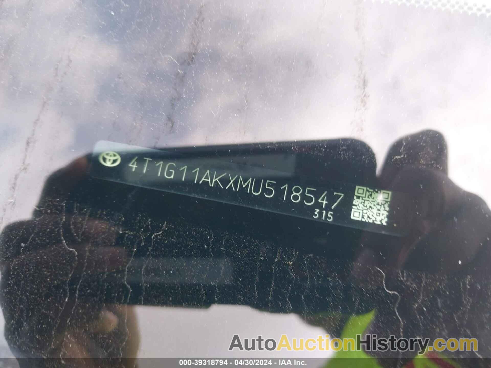 TOYOTA CAMRY SE, 4T1G11AKXMU518547