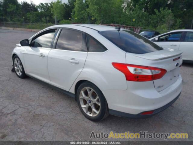 FORD FOCUS TITANIUM, 1FADP3J27EL293468