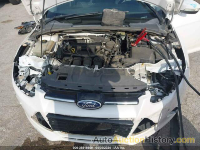 FORD FOCUS TITANIUM, 1FADP3J27EL293468