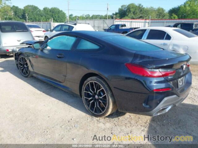 BMW M850XI, 