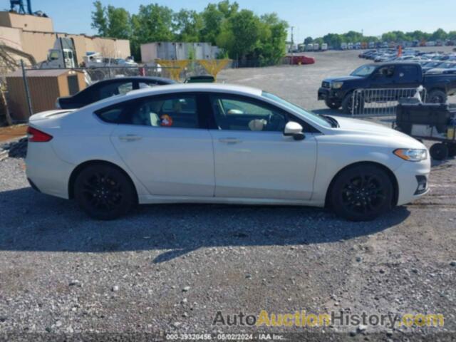 FORD FUSION SE, 3FA6P0HD5KR213371