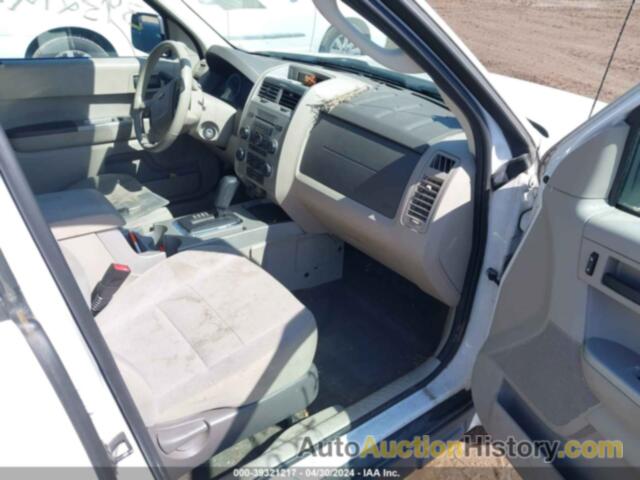 FORD ESCAPE XLT, 1FMCU9D74BKC38241