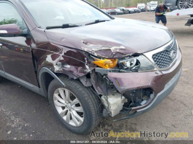 KIA SORENTO EX, 5XYKU3A12BG173134