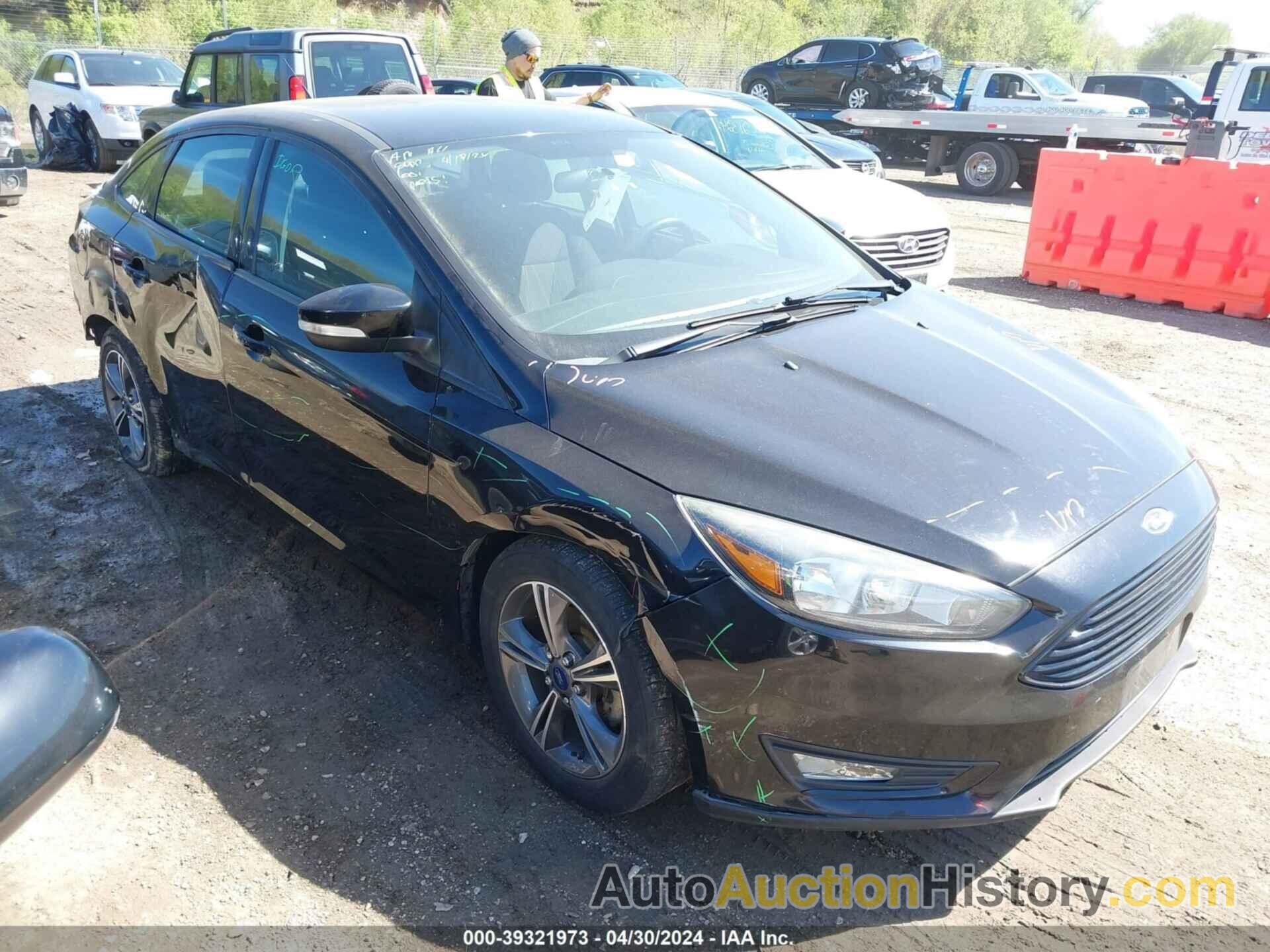 FORD FOCUS SE, 1FADP3FE7GL306838