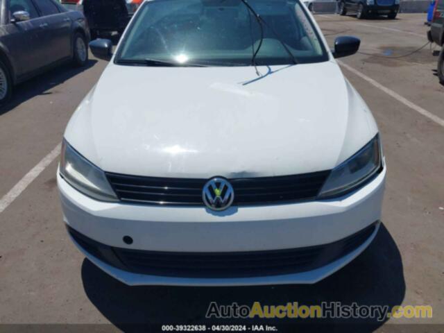 VOLKSWAGEN JETTA 2.0L S, 3VW2K7AJ1BM011489