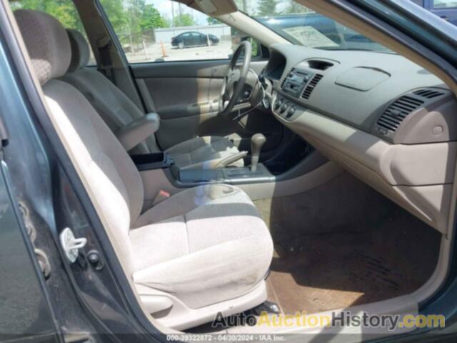 TOYOTA CAMRY LE, 4T1BE32KX2U567513