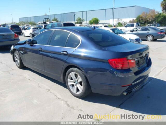 BMW 528 XI, WBAXH5C54DD106958