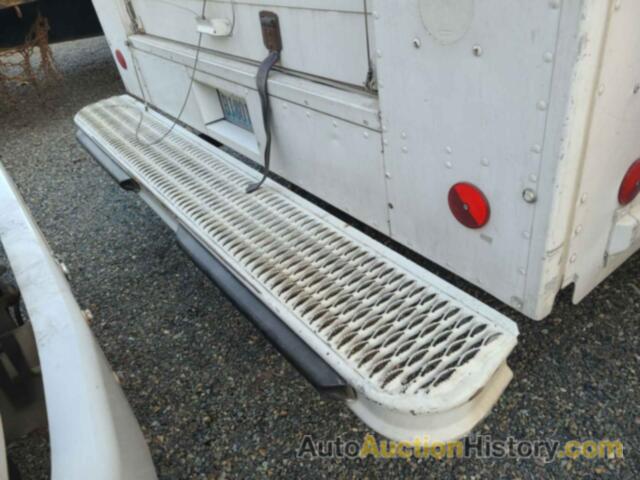 FREIGHTLINER CHASSIS M LINE WALK-IN VAN, 4UZAANBW75CN46652