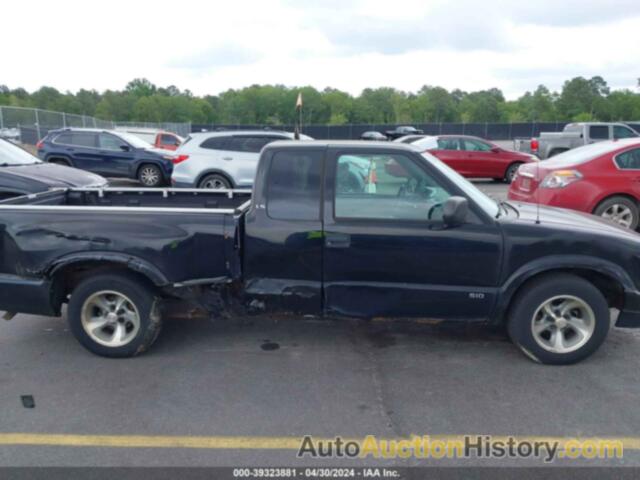 CHEVROLET S-10 LS, 1GCCS195218206841