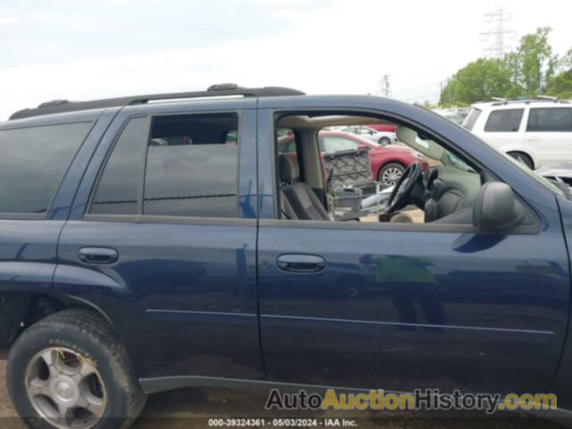 CHEVROLET TRAILBLAZER LS/LT, 1GNDT13S082158423