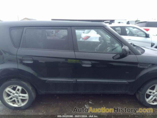 KIA SOUL +, KNDJT2A26A7700217