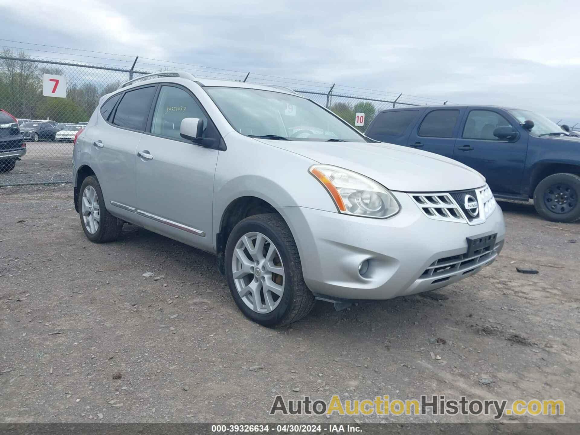 NISSAN ROGUE SV, JN8AS5MV3BW286951