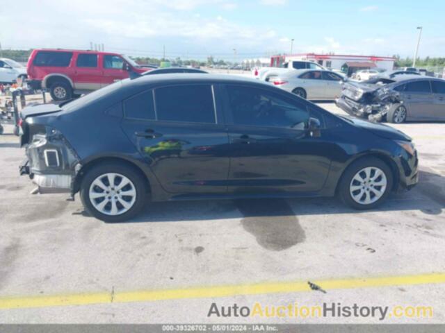 TOYOTA COROLLA LE, JTDEPMAE5NJ207021