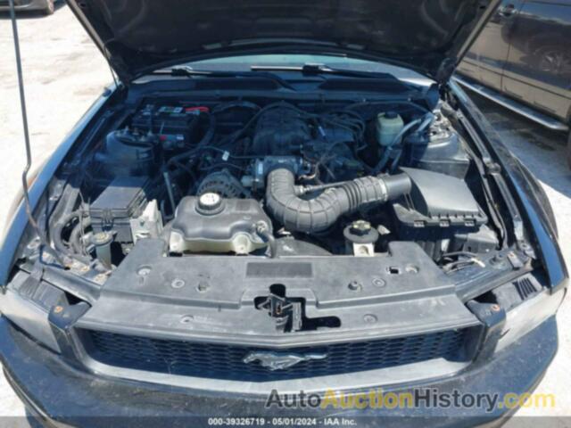 FORD MUSTANG V6 PREMIUM, 1ZVHT84N685184581