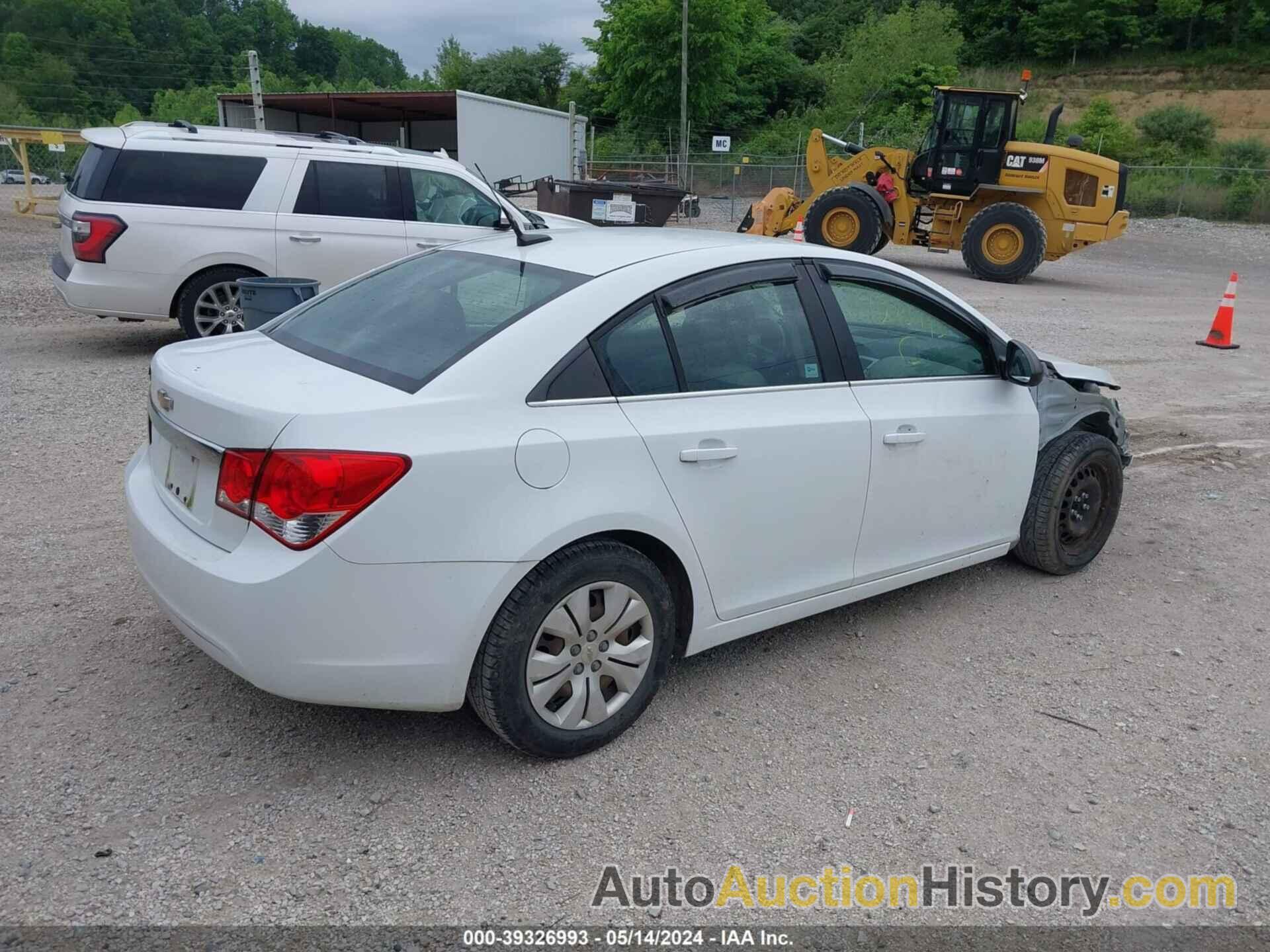 CHEVROLET CRUZE LS, 1G1PC5SH8C7161299