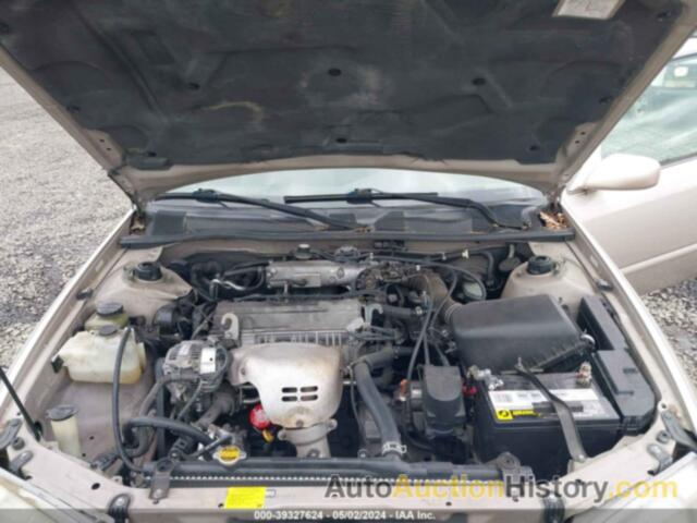 TOYOTA CAMRY CE, 4T1BG22K6XU889013