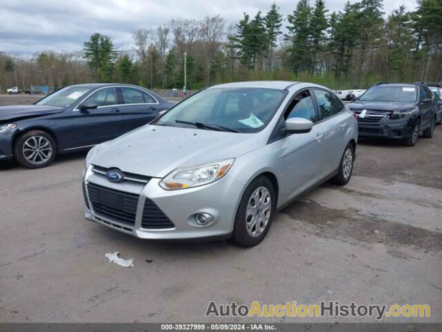 FORD FOCUS SE, 1FAHP3F29CL116850