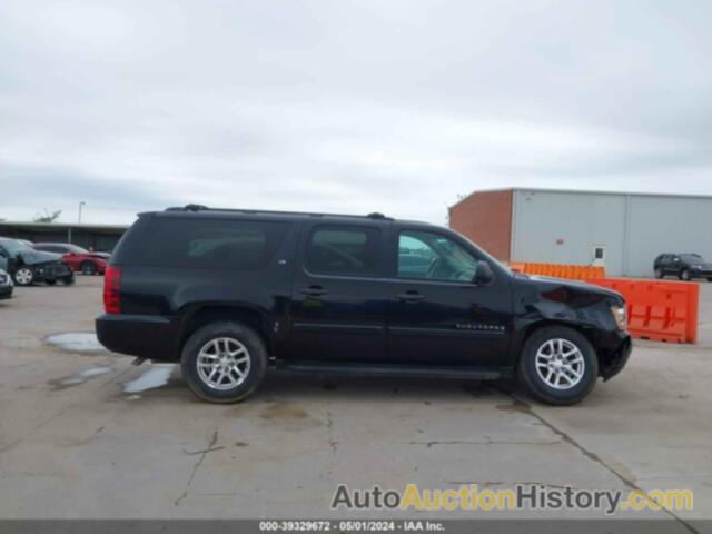 CHEVROLET SUBURBAN 1500 LS, 1GNFC16028R135297