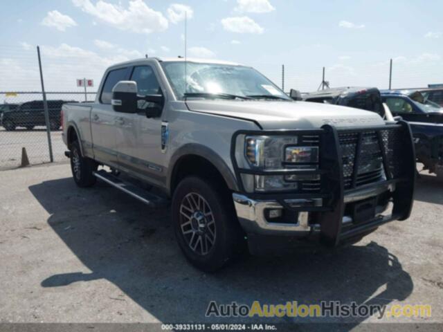 FORD F-250 LARIAT, 1FT7W2BT1JEB71473