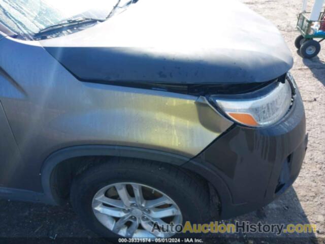 KIA SORENTO LX, 5XYKT3A6XEG483633