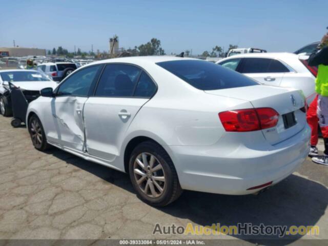 VOLKSWAGEN JETTA 2.5L SE, 3VWDP7AJ0CM471514