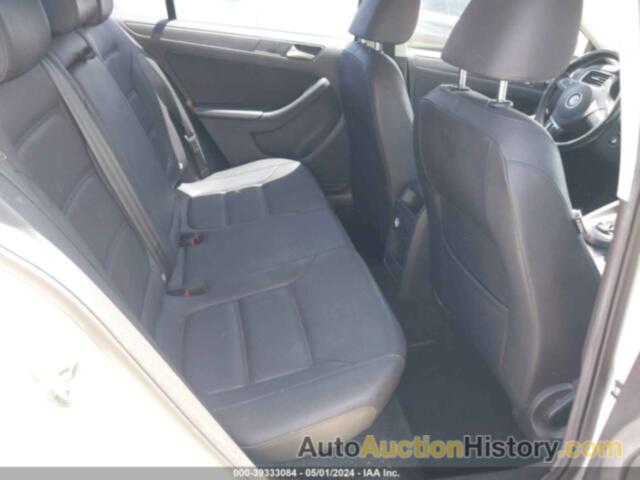 VOLKSWAGEN JETTA 2.5L SE, 3VWDP7AJ0CM471514