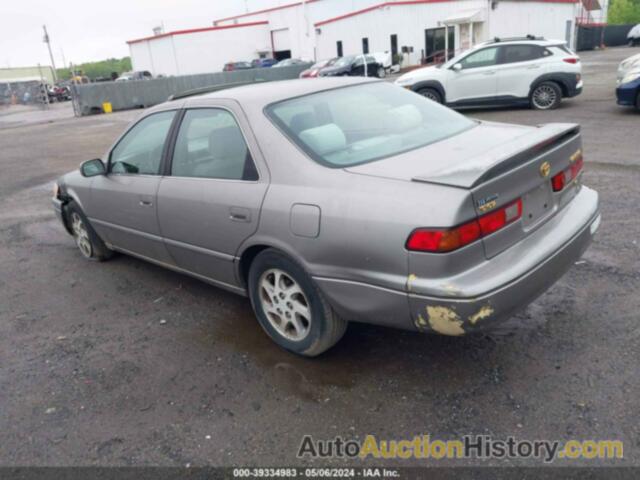 TOYOTA CAMRY LE V6, 4T1BF22KXWU069289