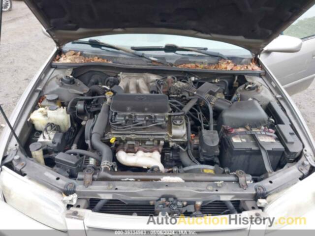 TOYOTA CAMRY LE V6, 4T1BF22KXWU069289