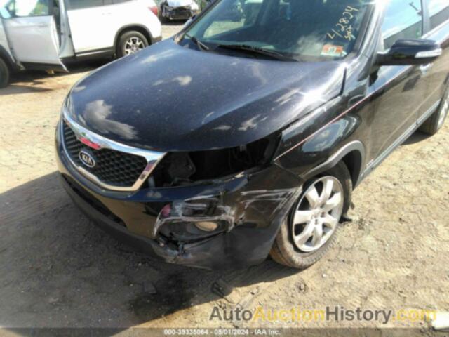 KIA SORENTO LX, 5XYKTCA67CG277800