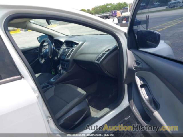 FORD FOCUS SE, 1FAHP3F26CL254443