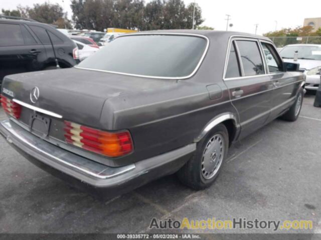 MERCEDES-BENZ 560 SEL, WDBCA39D0JA417162