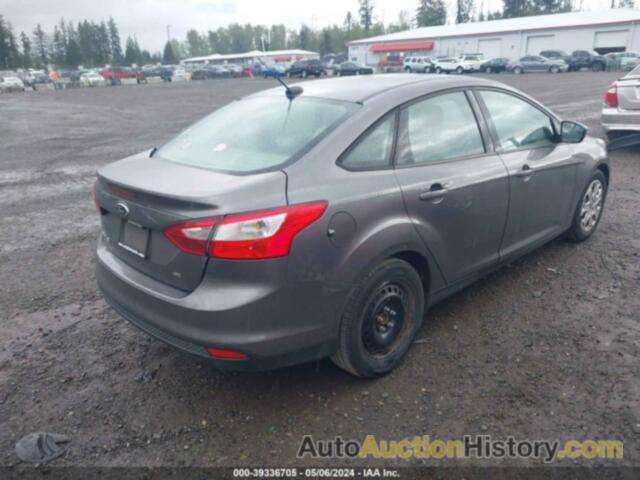 FORD FOCUS SE, 1FAHP3F22CL102692