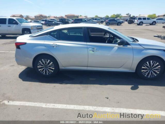 NISSAN ALTIMA SV FWD, 1N4BL4DV2RN305602