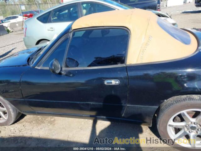 MAZDA MX-5 MIATA, JM1NA3537T0706409