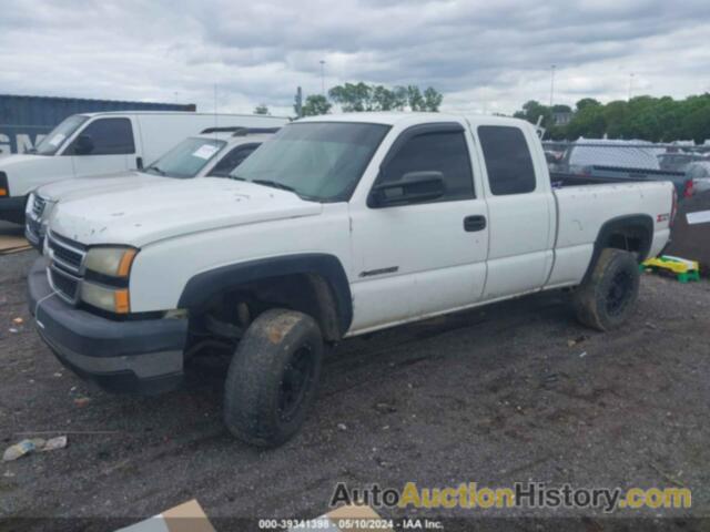 CHEVROLET SILVERADO 2500HD CLASSIC WORK TRUCK, 1GCHK29U87E143211