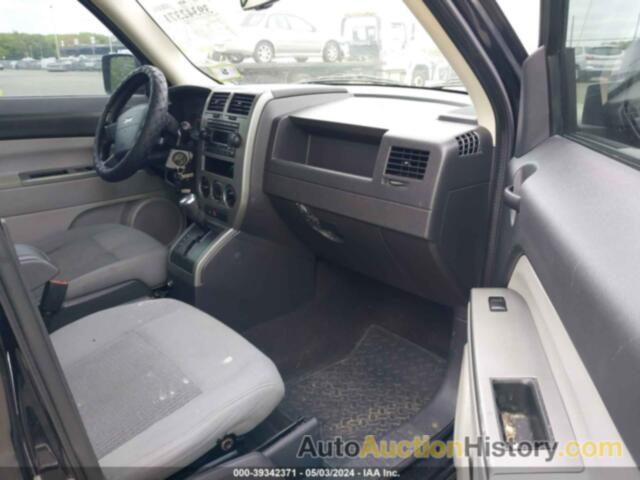 JEEP PATRIOT SPORT, 1J8FF28W87D308803