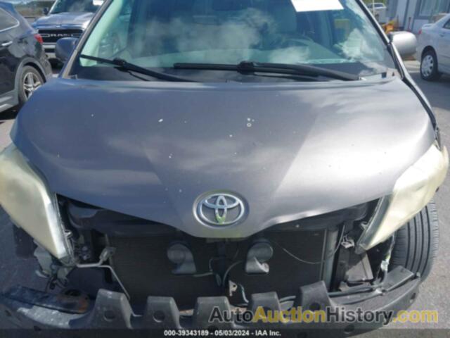 TOYOTA SIENNA XLE/LIMITED, 5TDYK3DC1BS139749