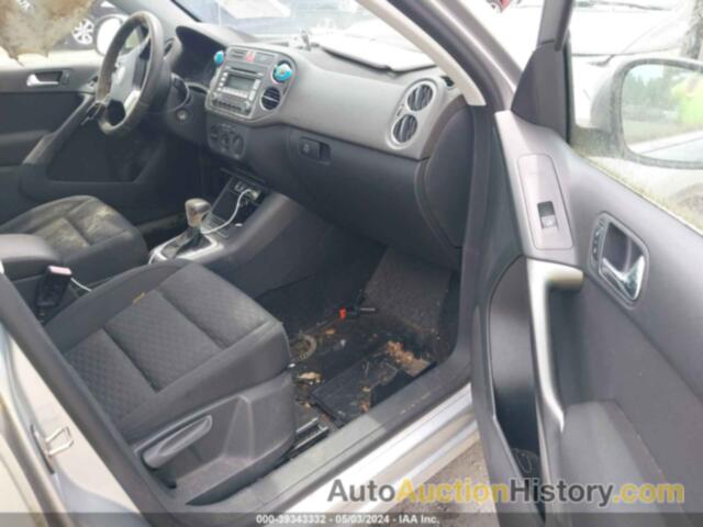 VOLKSWAGEN TIGUAN SE, WVGBV75NX9W526259