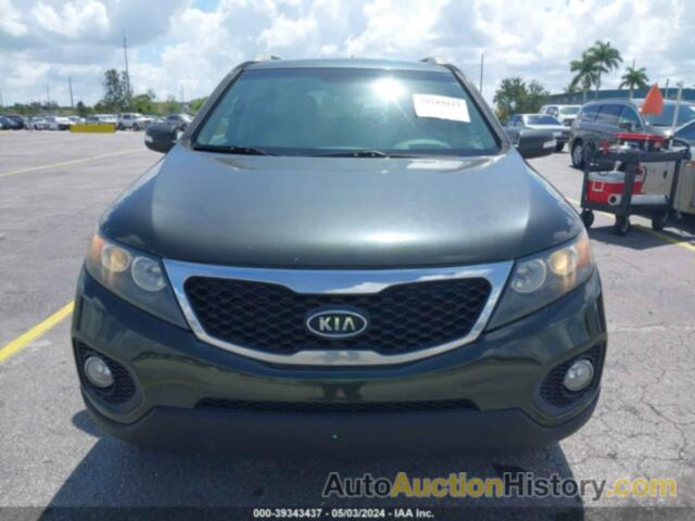 KIA SORENTO LX, 5XYKT3A6XCG281386