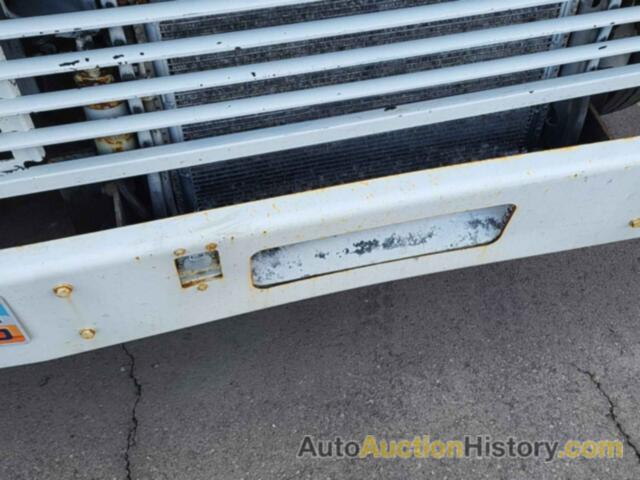 FREIGHTLINER CHASSIS M LINE WALK-IN VAN, 4UZAANDU99CAM3483