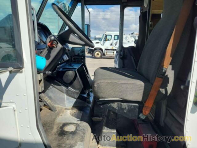 FREIGHTLINER CHASSIS M LINE WALK-IN VAN, 4UZAANBWX7CY11809