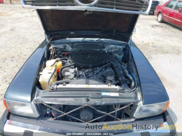 MERCEDES-BENZ 560 SL, WDBBA48D4HA066592