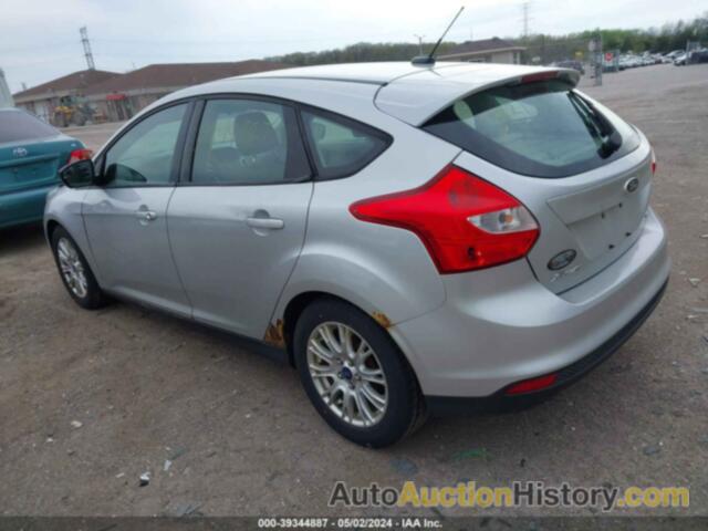 FORD FOCUS SE, 1FAHP3K2XCL186153