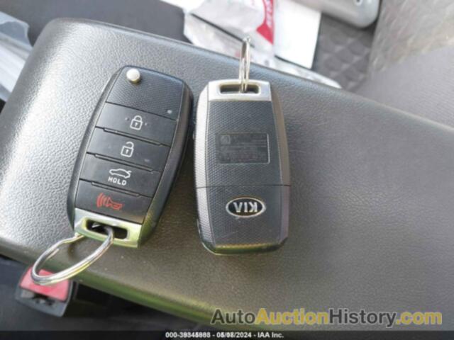 KIA FORTE LX, 3KPFK4A71JE220389