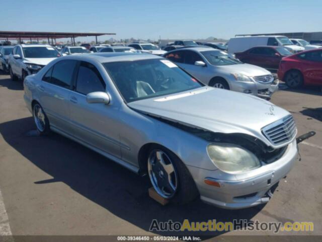 MERCEDES-BENZ S 500, WDBNG75J41A215483