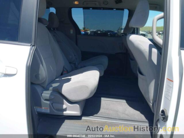 TOYOTA SIENNA LE 8 PASSENGER, 5TDKZ3DC9JS920535