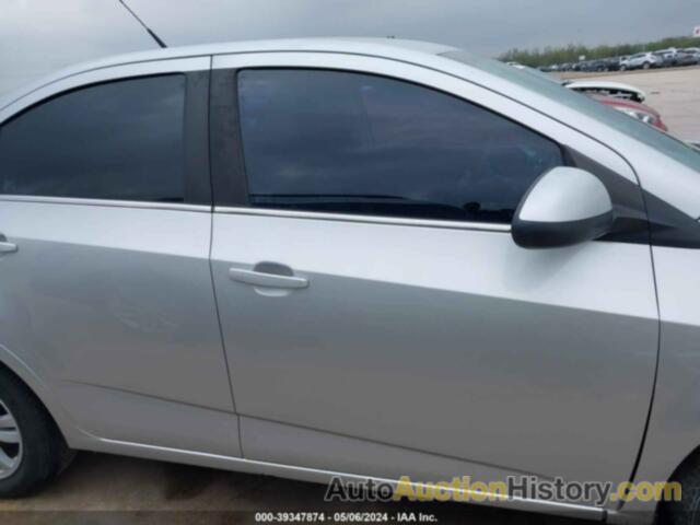 CHEVROLET SONIC LT AUTO, 1G1JC5SH6E4104321