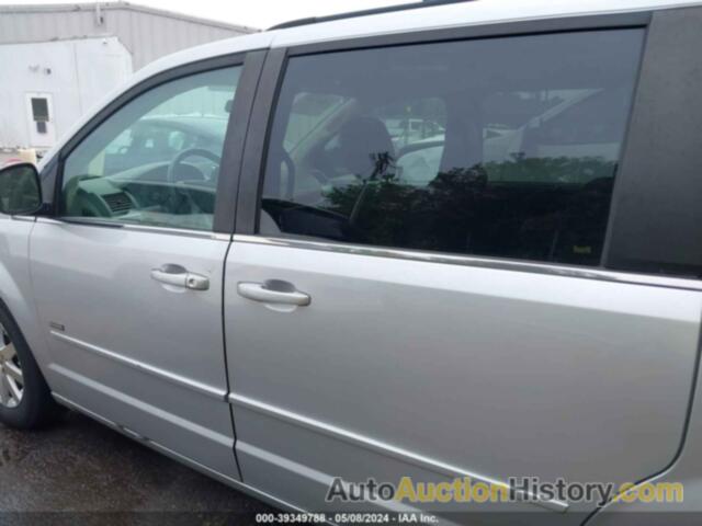 CHRYSLER TOWN & COUNTRY TOURING, 2A8HR54P88R844939